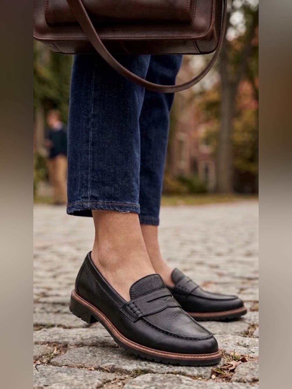 Clarks Women’s Black Gray Plaid Slip On Preppy Loafers 9.5 office professional